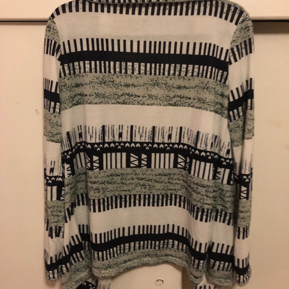 Sweater - Picture 2 of 5